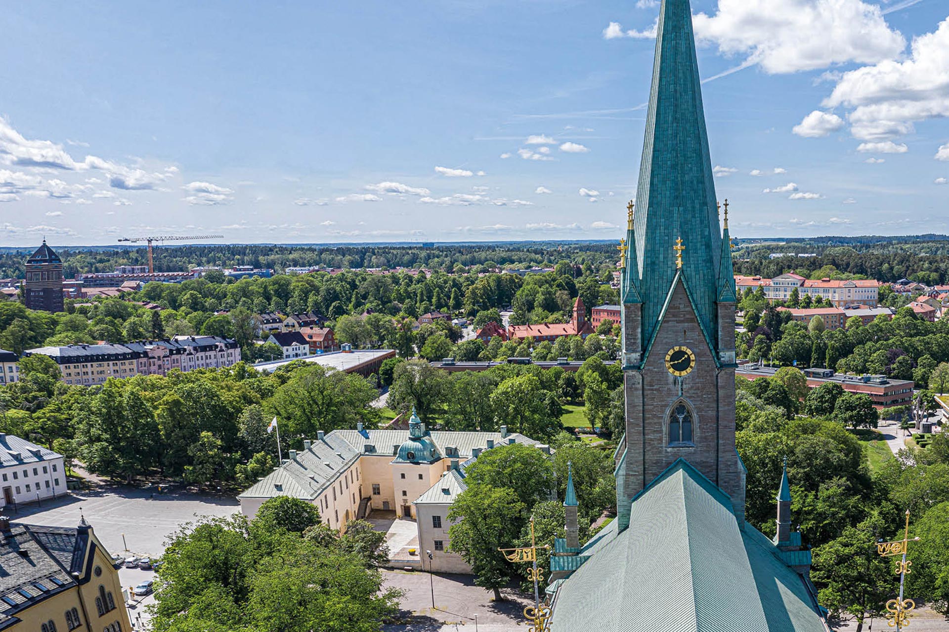 Ser toppen på kyrkan i Linköping Ser toppen på kyrkan i Linköping