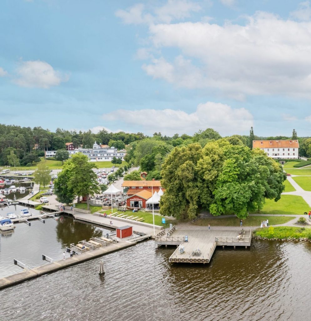 Drönarvy över Sundbyholms gästhamn.