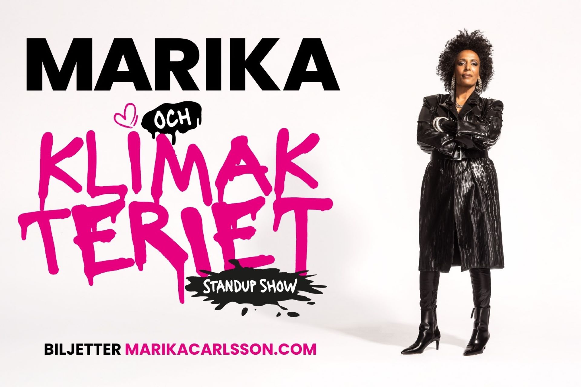 Pressbild för Marika och Klimakteriet där Marika står bredvid texten.