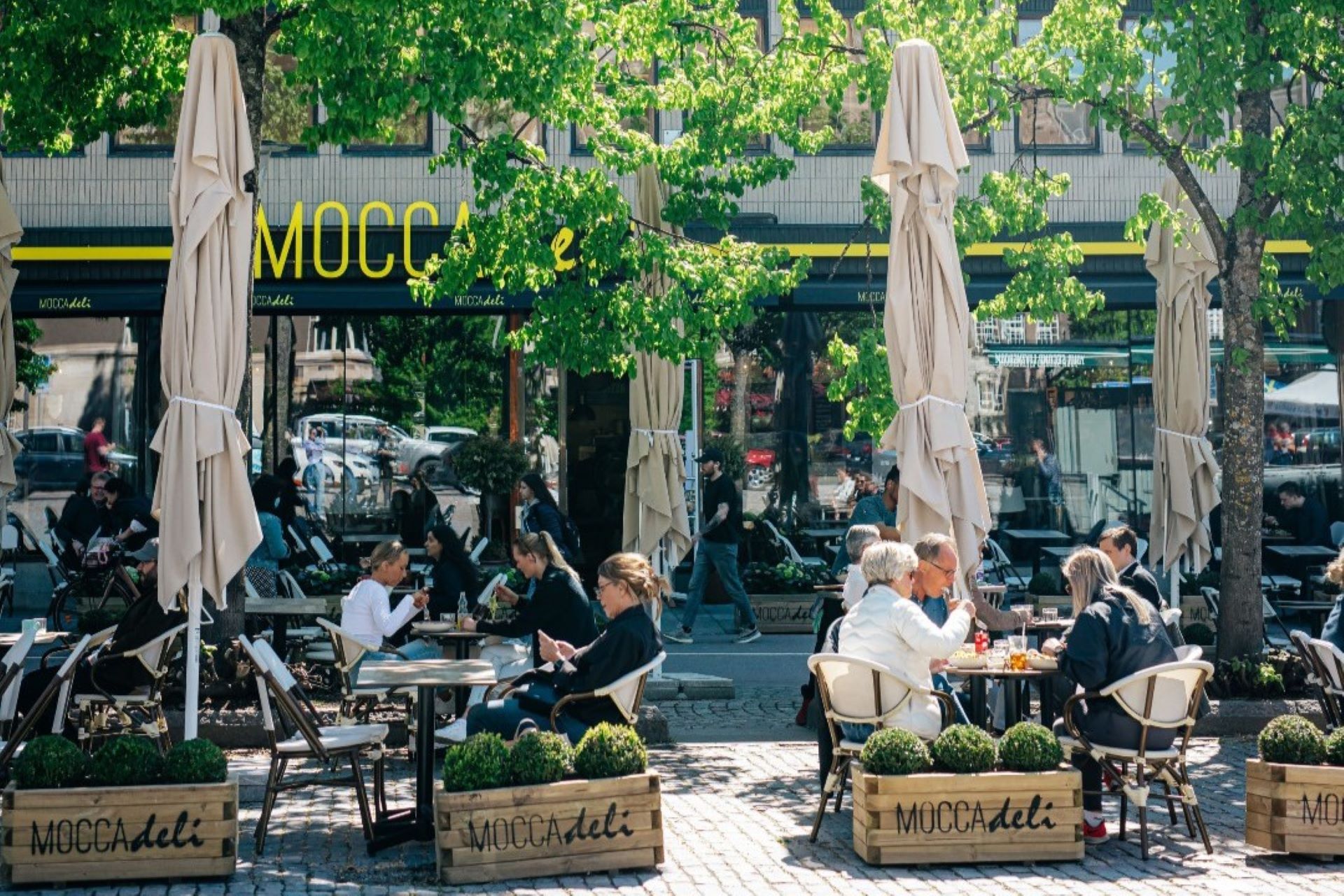 Mocca Delis uteservering.