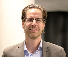 Tobias Hultberg Tobias Hultberg